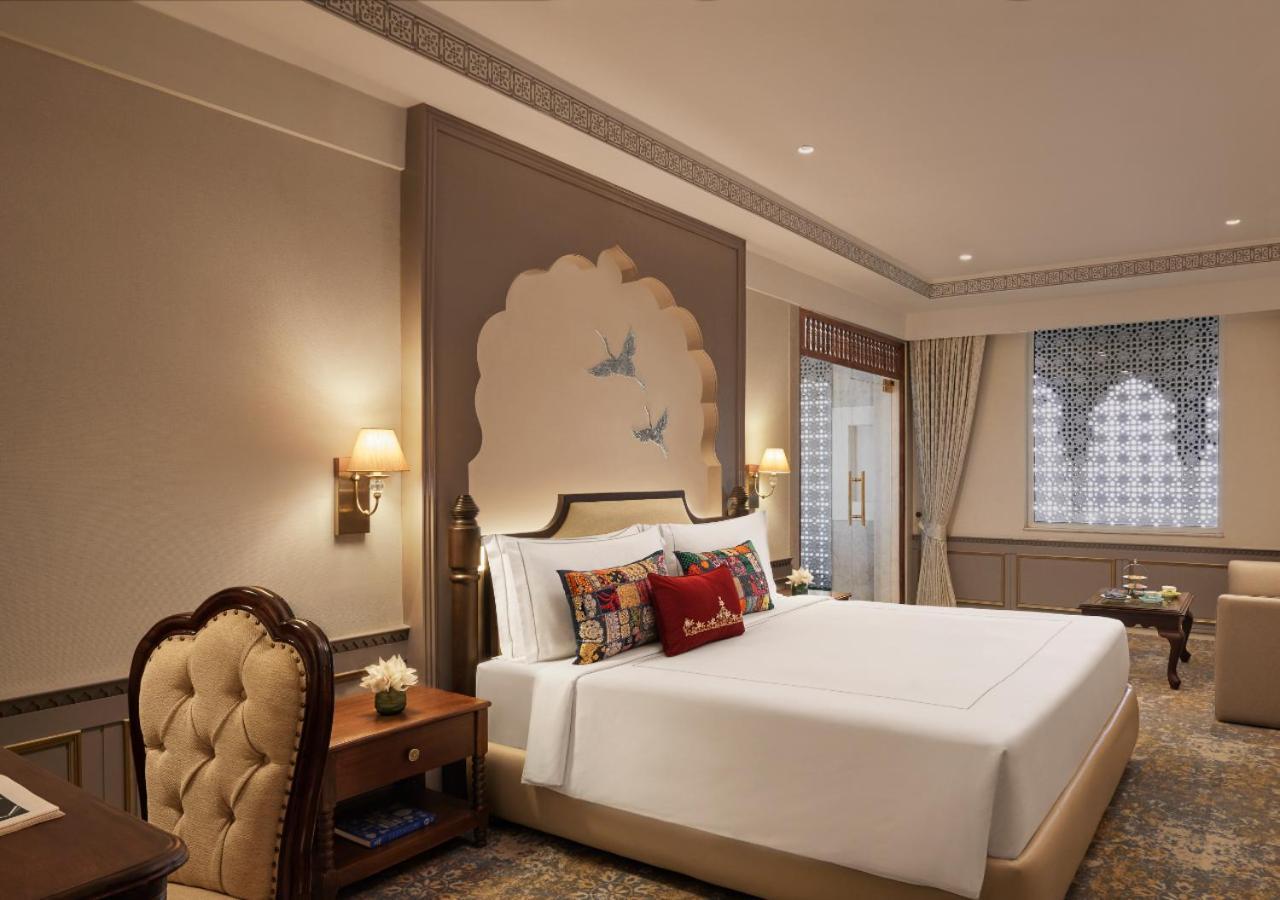 ホテル Anantara Jewel Bagh ジャイプール エクステリア 写真